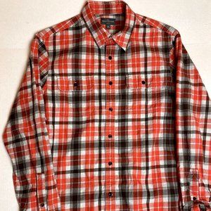 L.L. Bean Men’s Signature Flannel Red, White &Black Plaid Button Up Shirt Size M